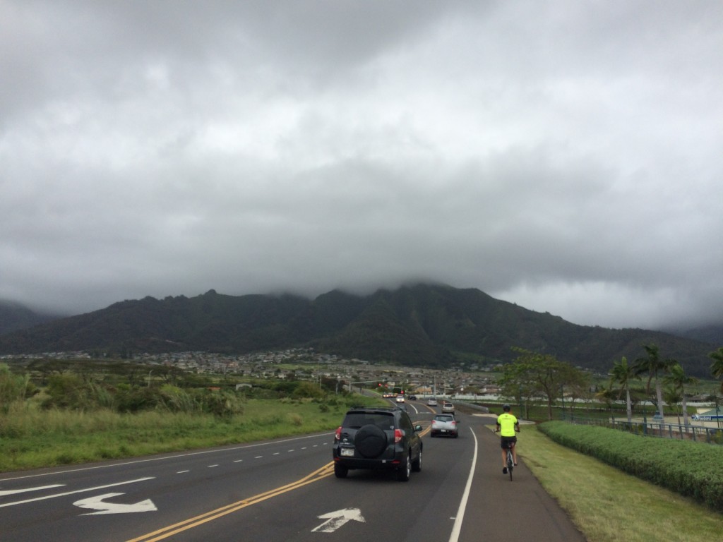 Heading up the hill towards Waikapu.